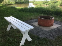 9.6.2019 nyt on ”PorinMatti” paikoillaan ja odottaa grillaajia